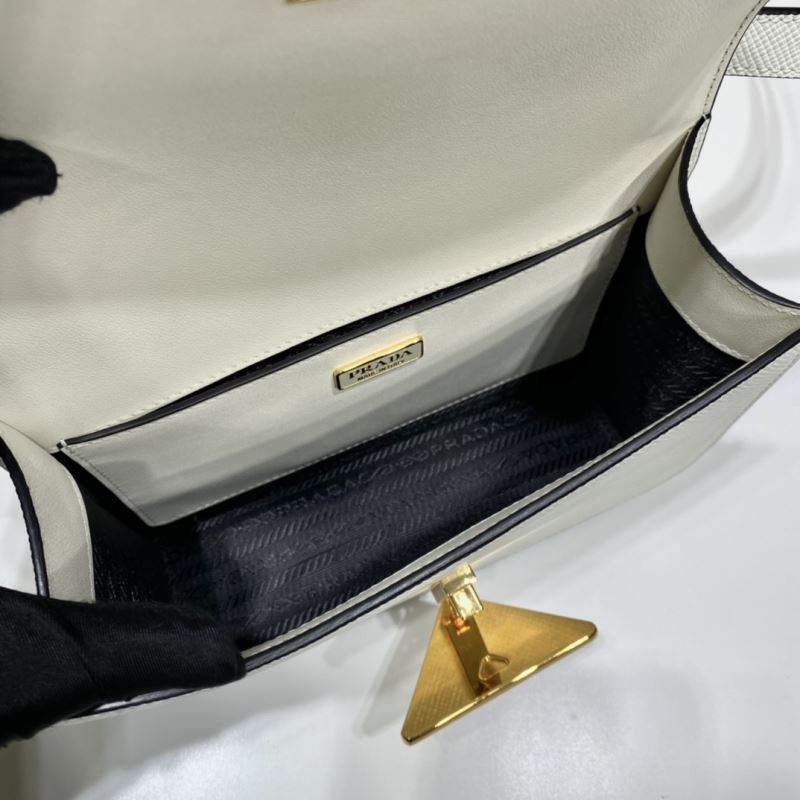 Pra*a hobo bags